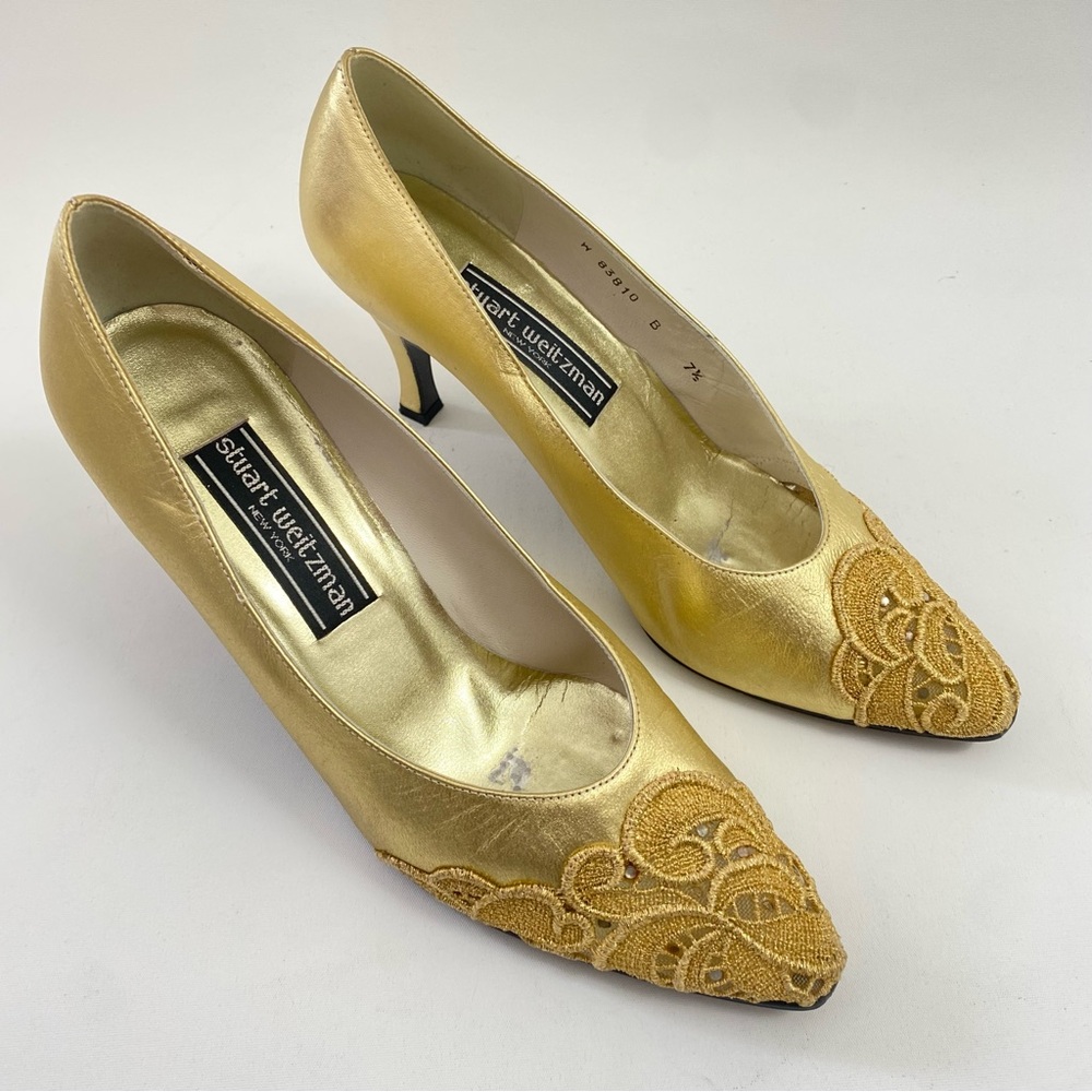 Stuart Weitzman Gold Embellished Pumps Heels Womens Shoes 7.5 B